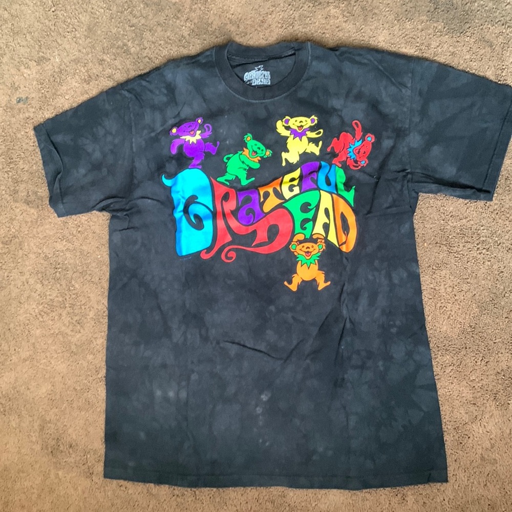 Vintage style black-tie-dye Greatful Dead short sleeve tee shirt.